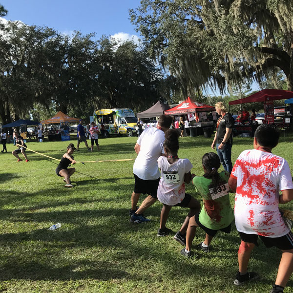 Zombie Run RHINO Team tug of war